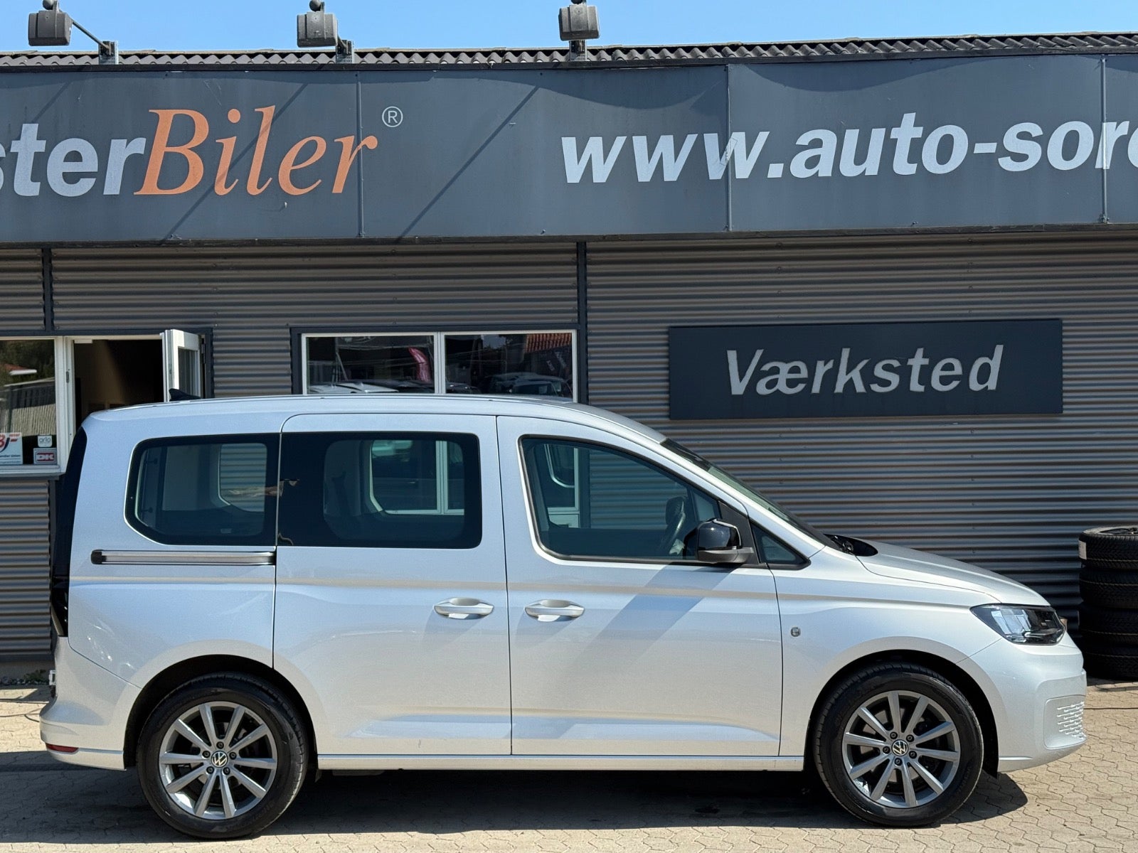 VW Caddy TSi 114 Family DSG