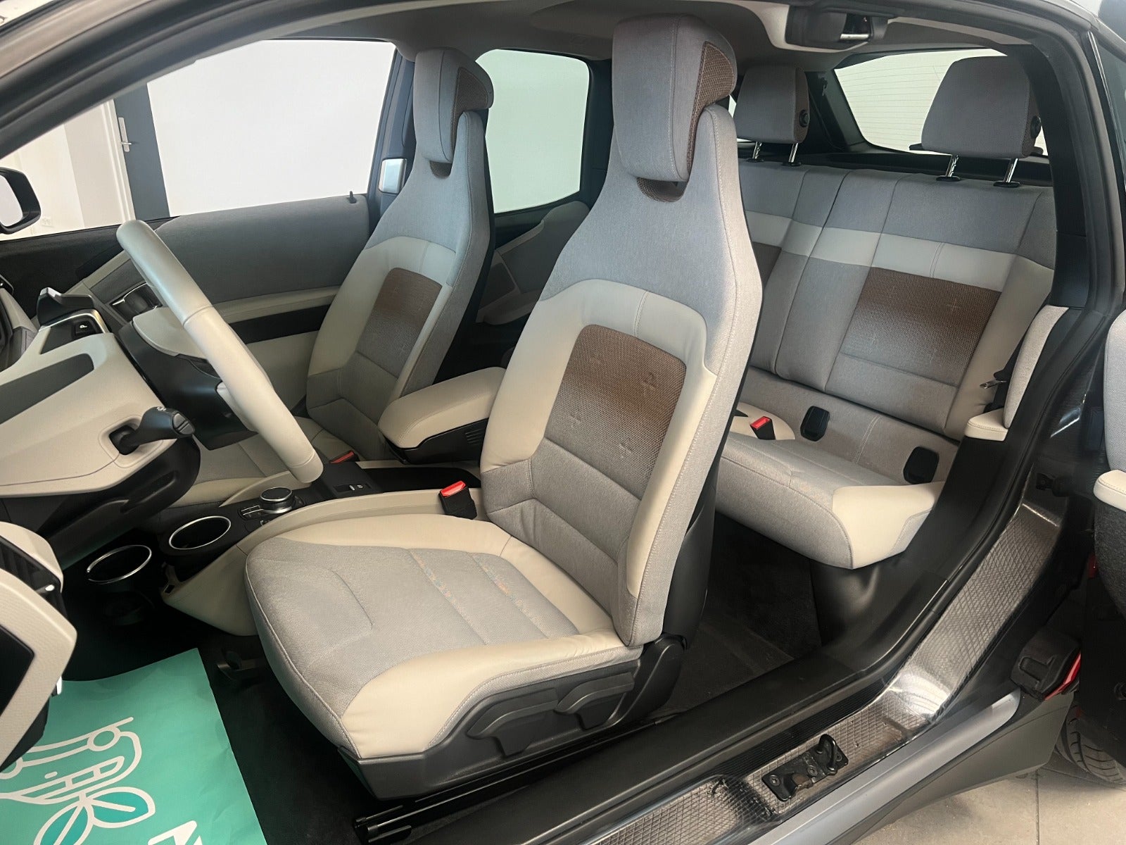 BMW i3s 2019