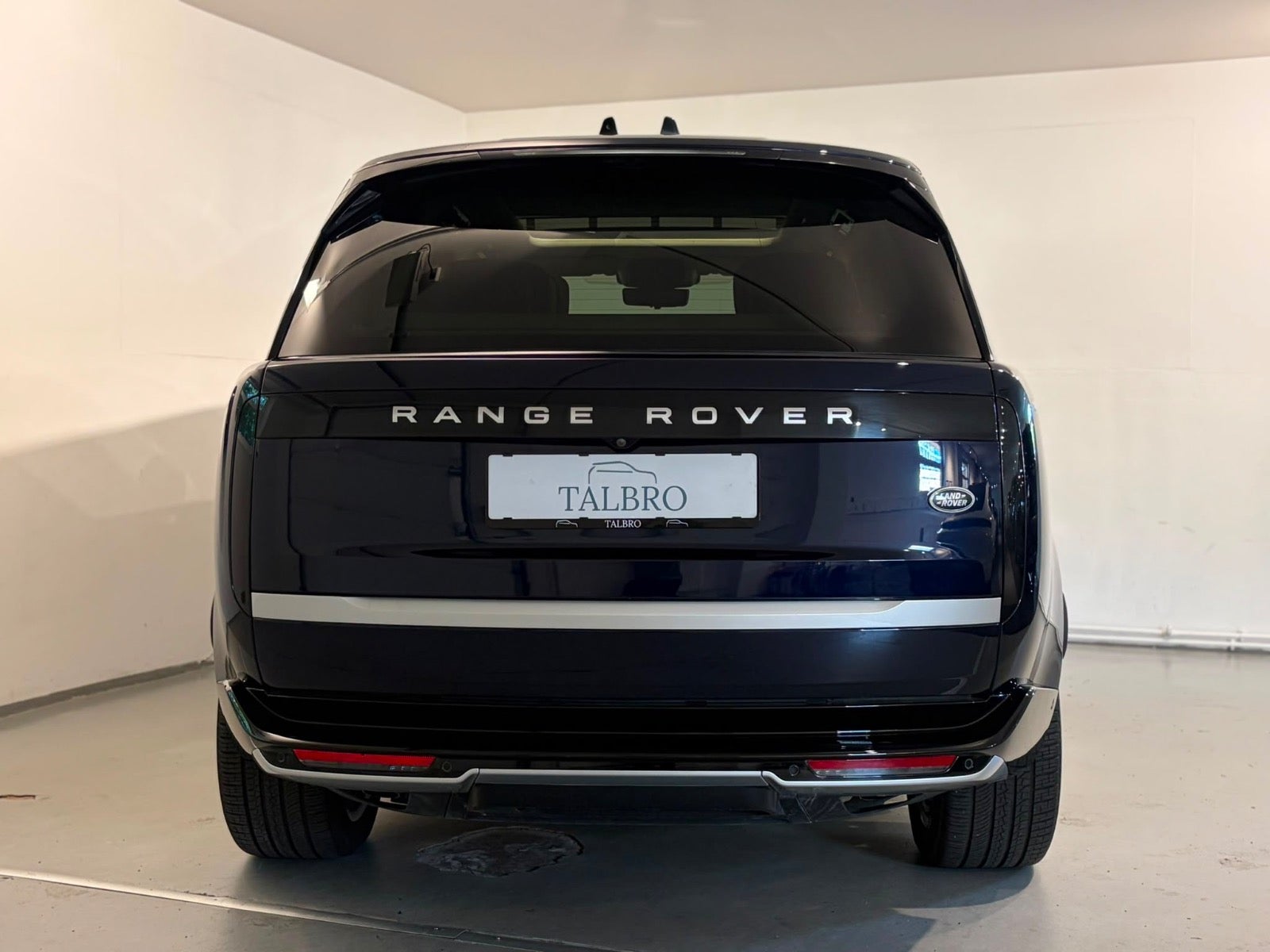 Land Rover – Range Rover