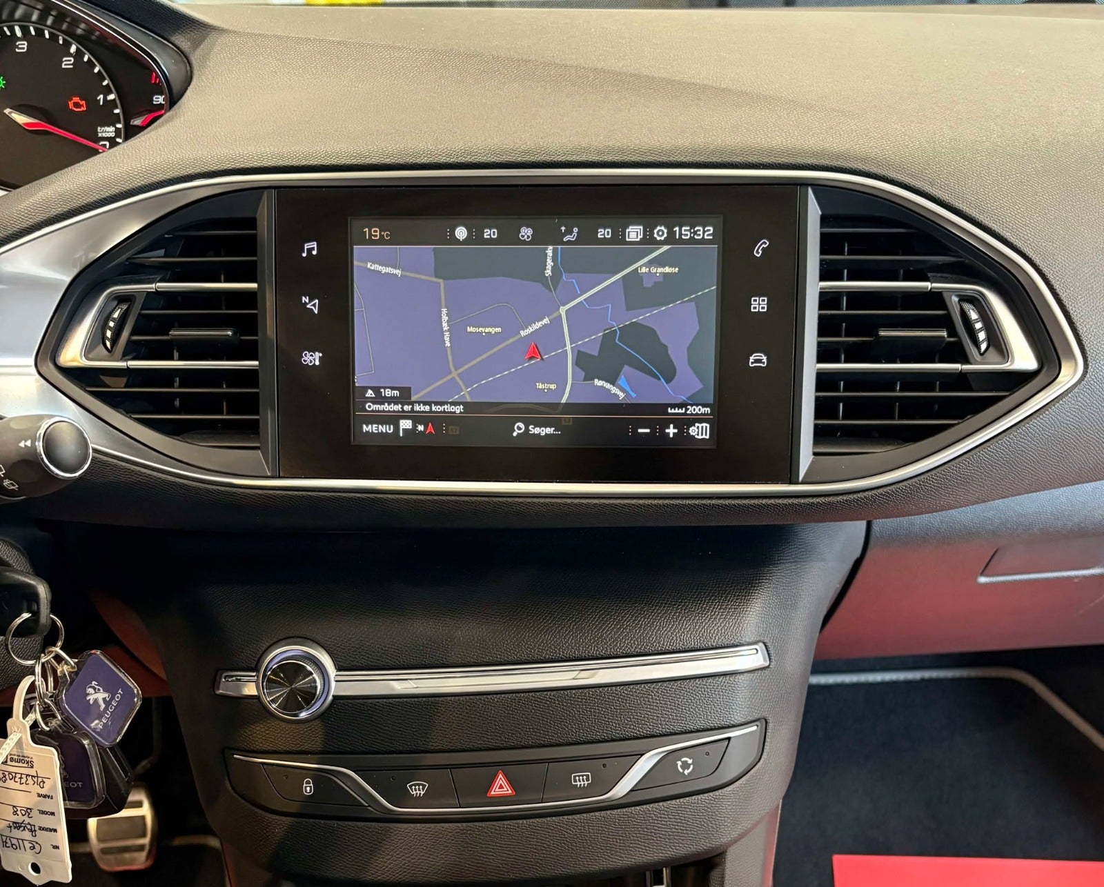 Billede af Peugeot 308 1,5 BlueHDi 130 Selection Sky SW