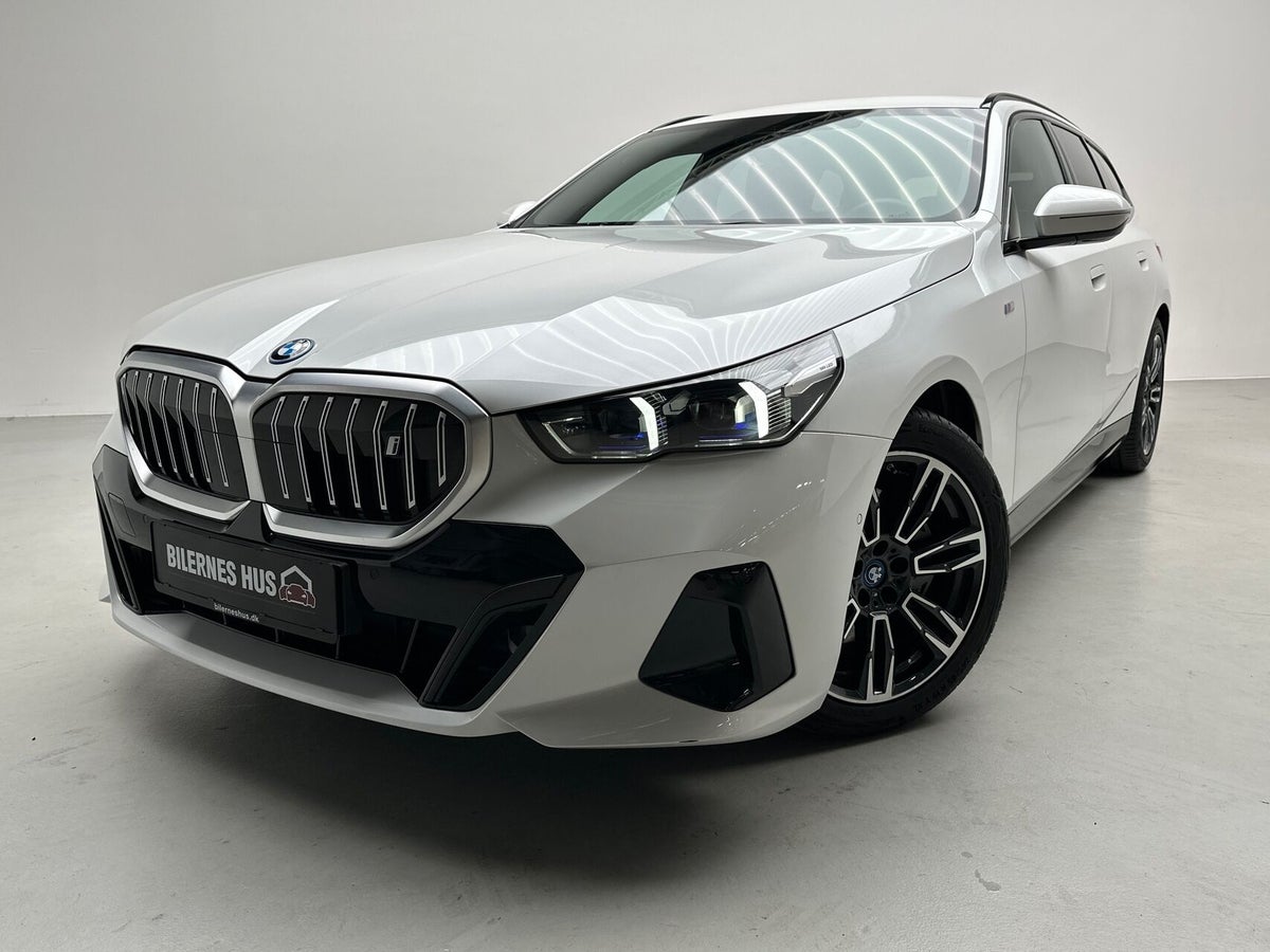 BMW i5 eDrive40 Touring M-Sport billede 21
