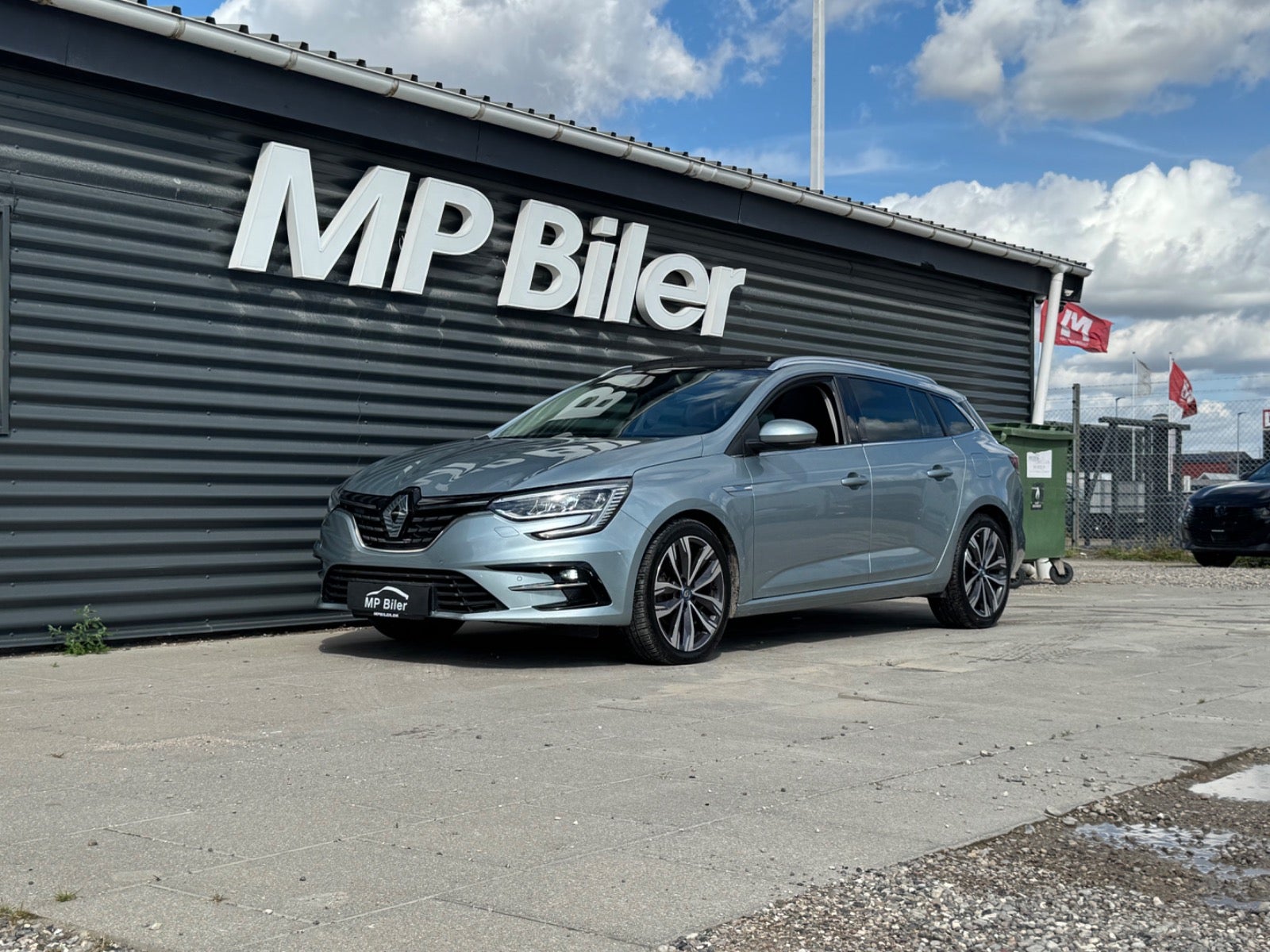 Billede af Renault Megane IV 1,6 E-Tech Intens Sport Tourer