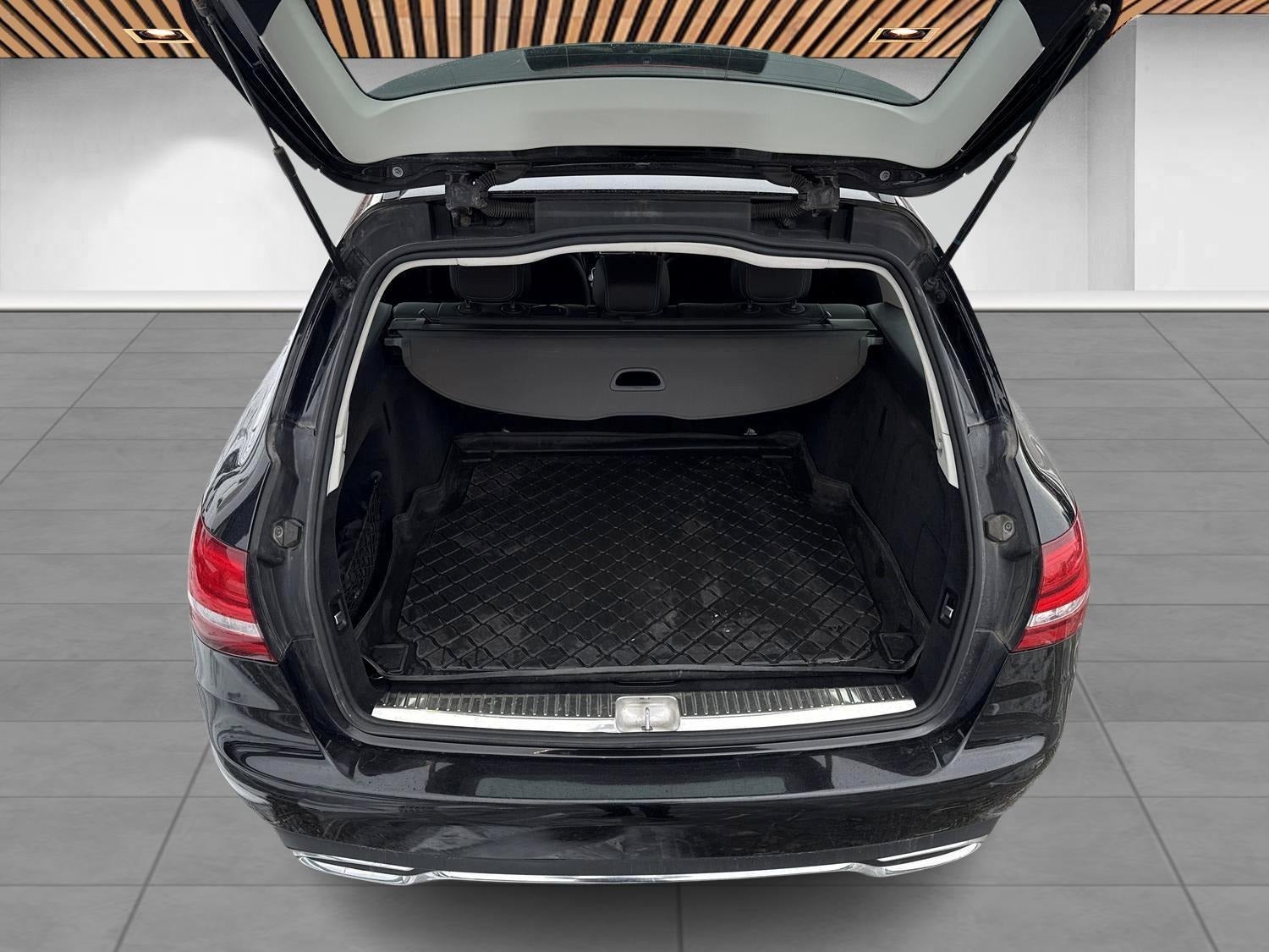 Billede af Mercedes C200 2,0 stc. aut.