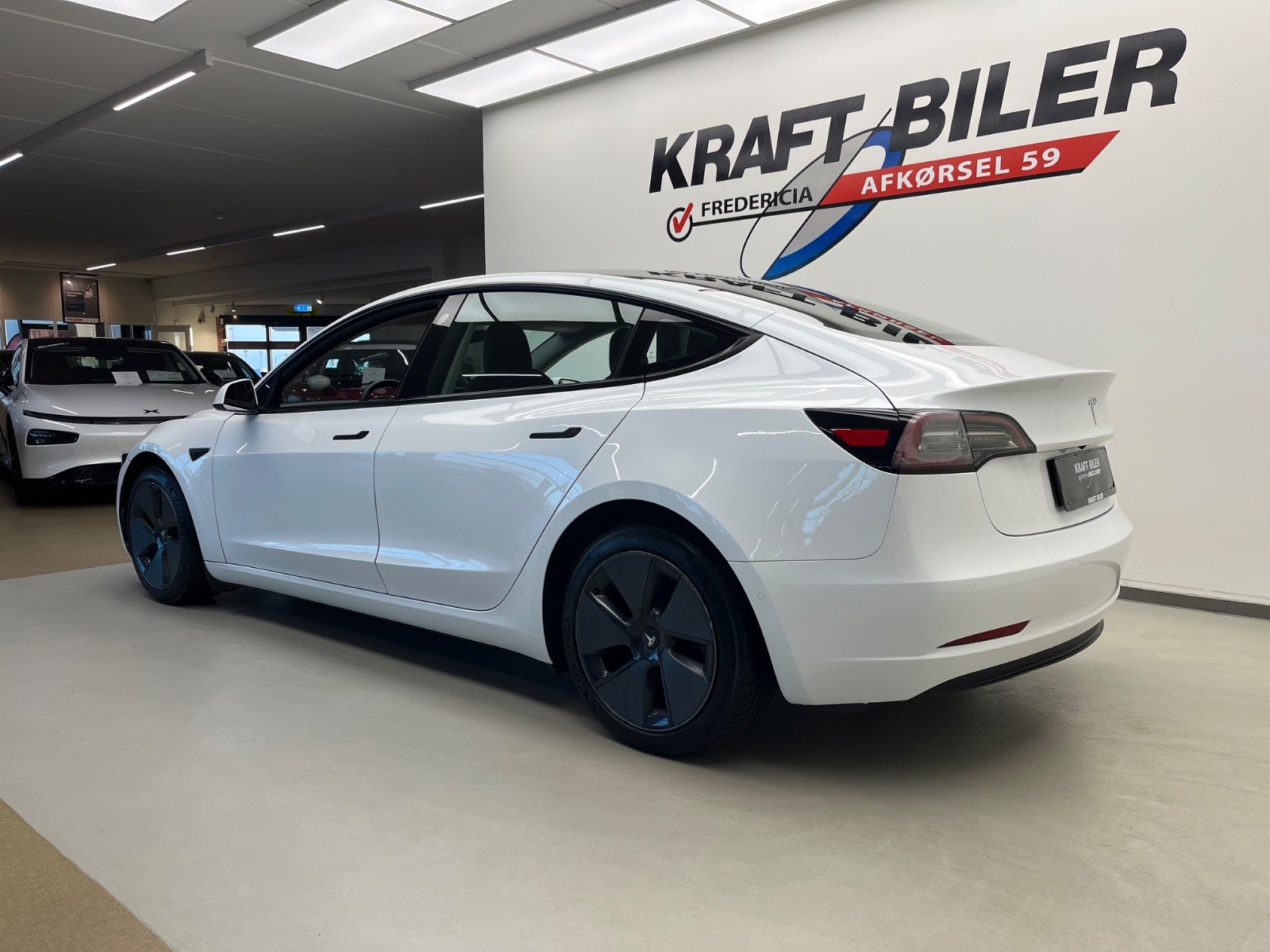 Billede af Tesla Model 3  Standard Range+ RWD