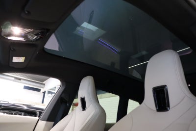 BMW iX xDrive40 Fully Charged