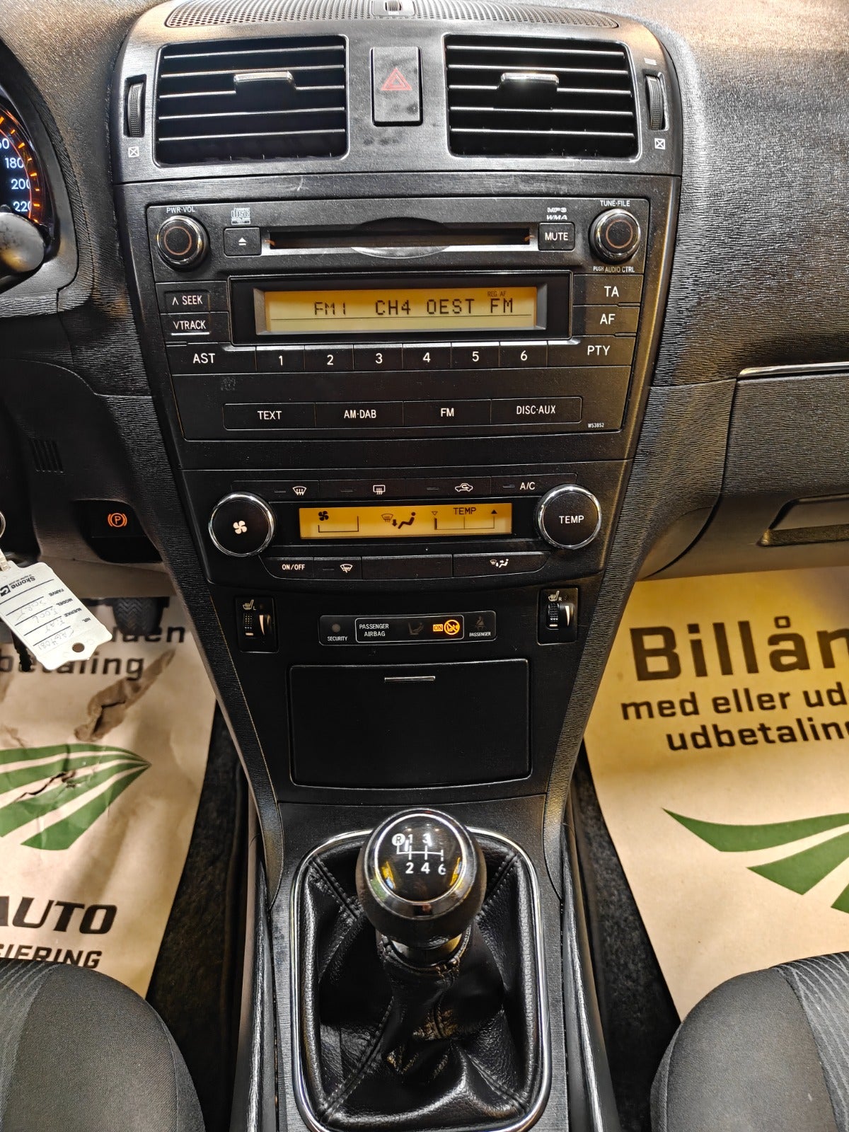Billede af Toyota Avensis 1,6 VVT-i T1 stc.