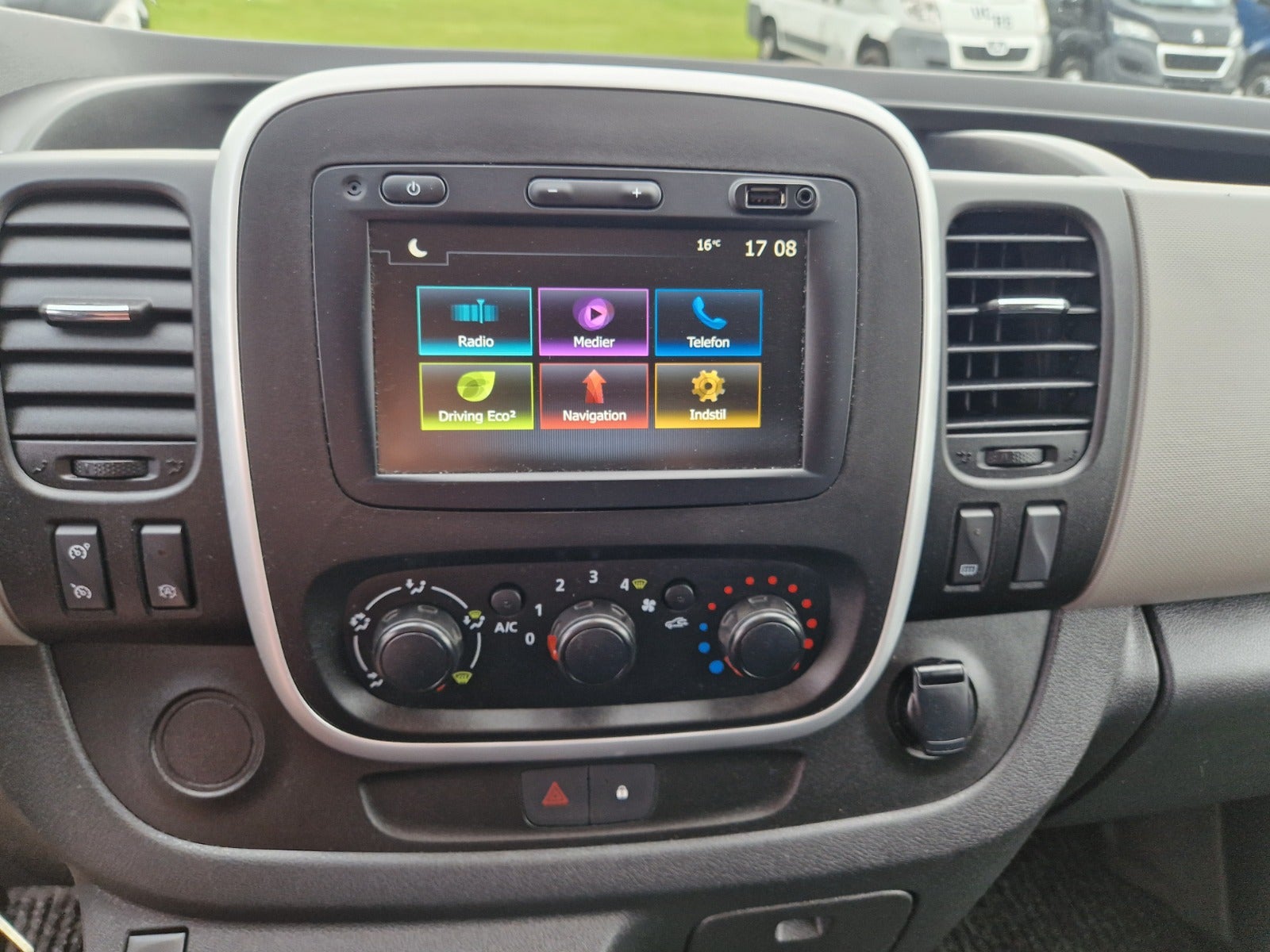 Billede af Renault Trafic T29 1,6 dCi 125 L2H1