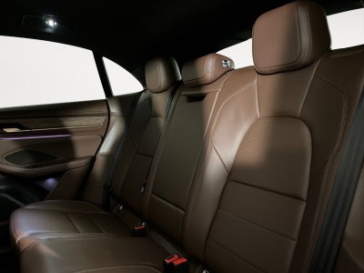 Porsche Macan 4