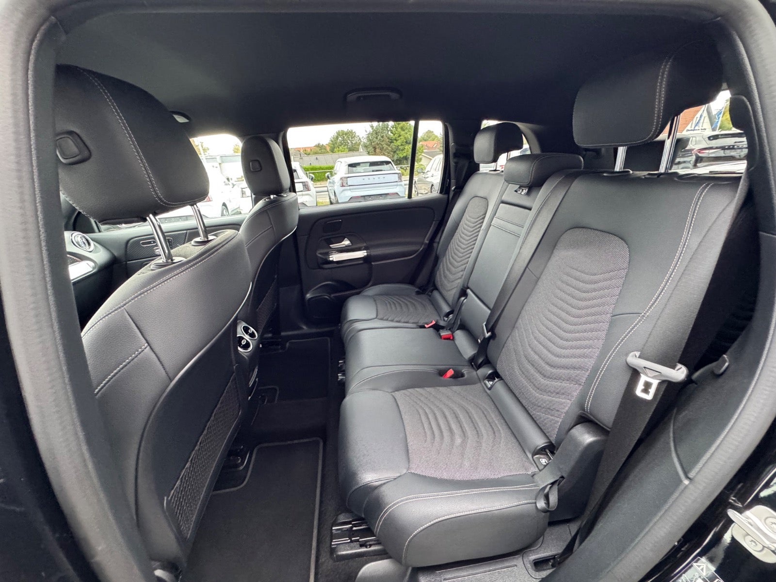 Billede af Mercedes EQB300  Progressive 4Matic 7prs