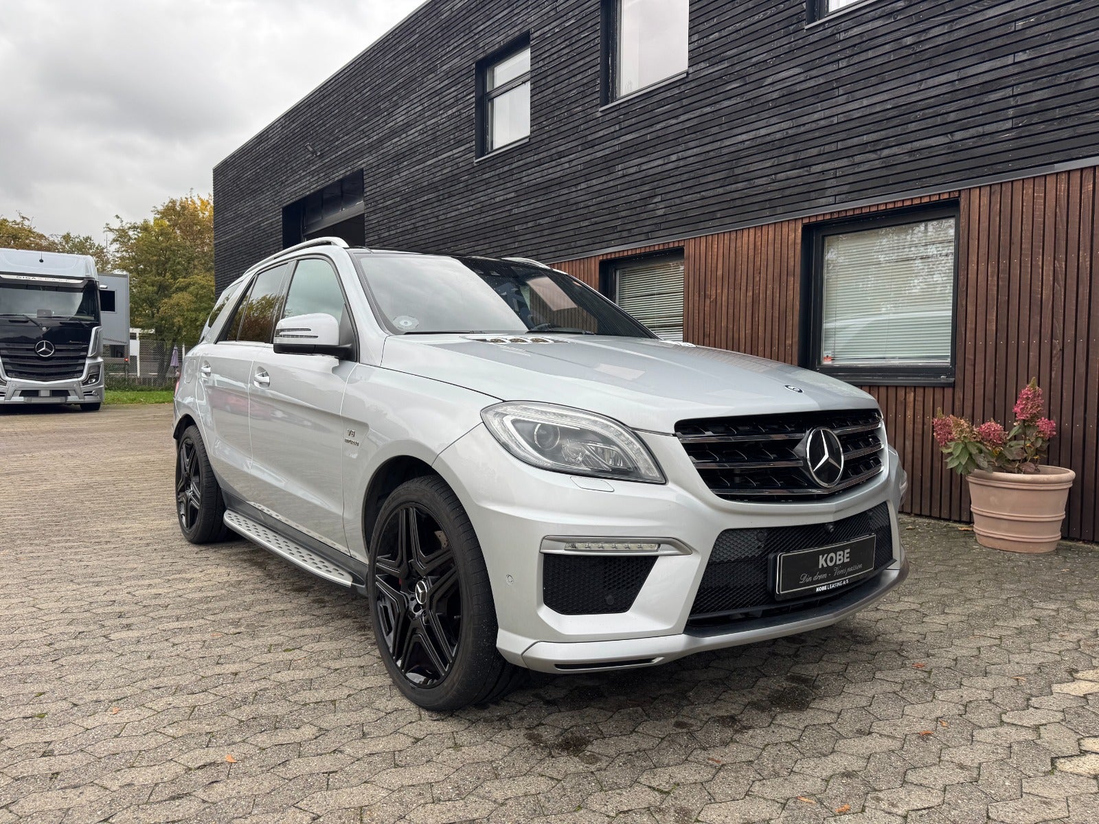 Mercedes ML63 AMG aut. Van – billede 1