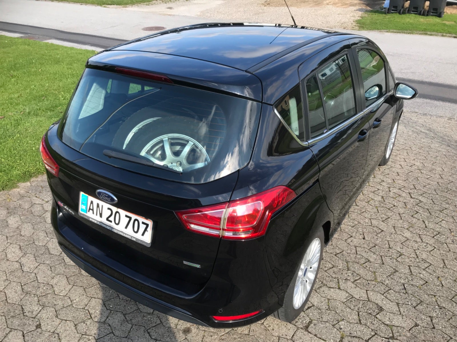 Ford B-MAX SCTi 100 Titanium