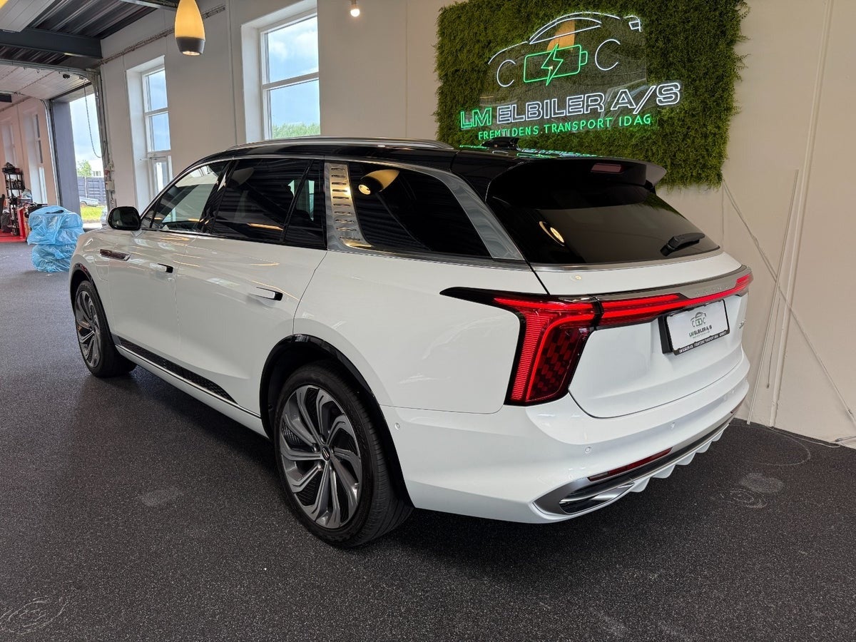 Hongqi E-HS9 Exclusive+