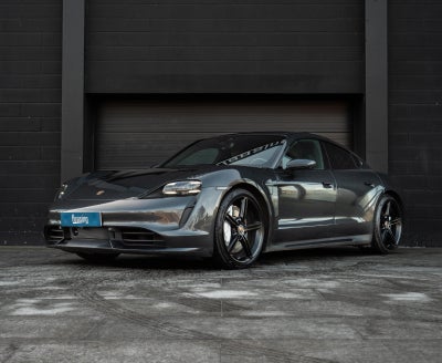 Porsche Taycan Turbo  Performance+  4d