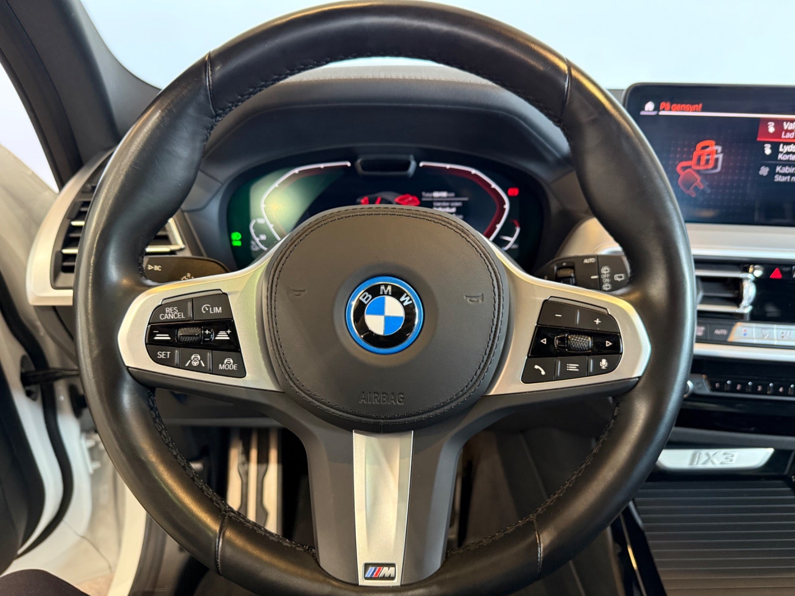 BMW iX3 Charged Plus M-Sport