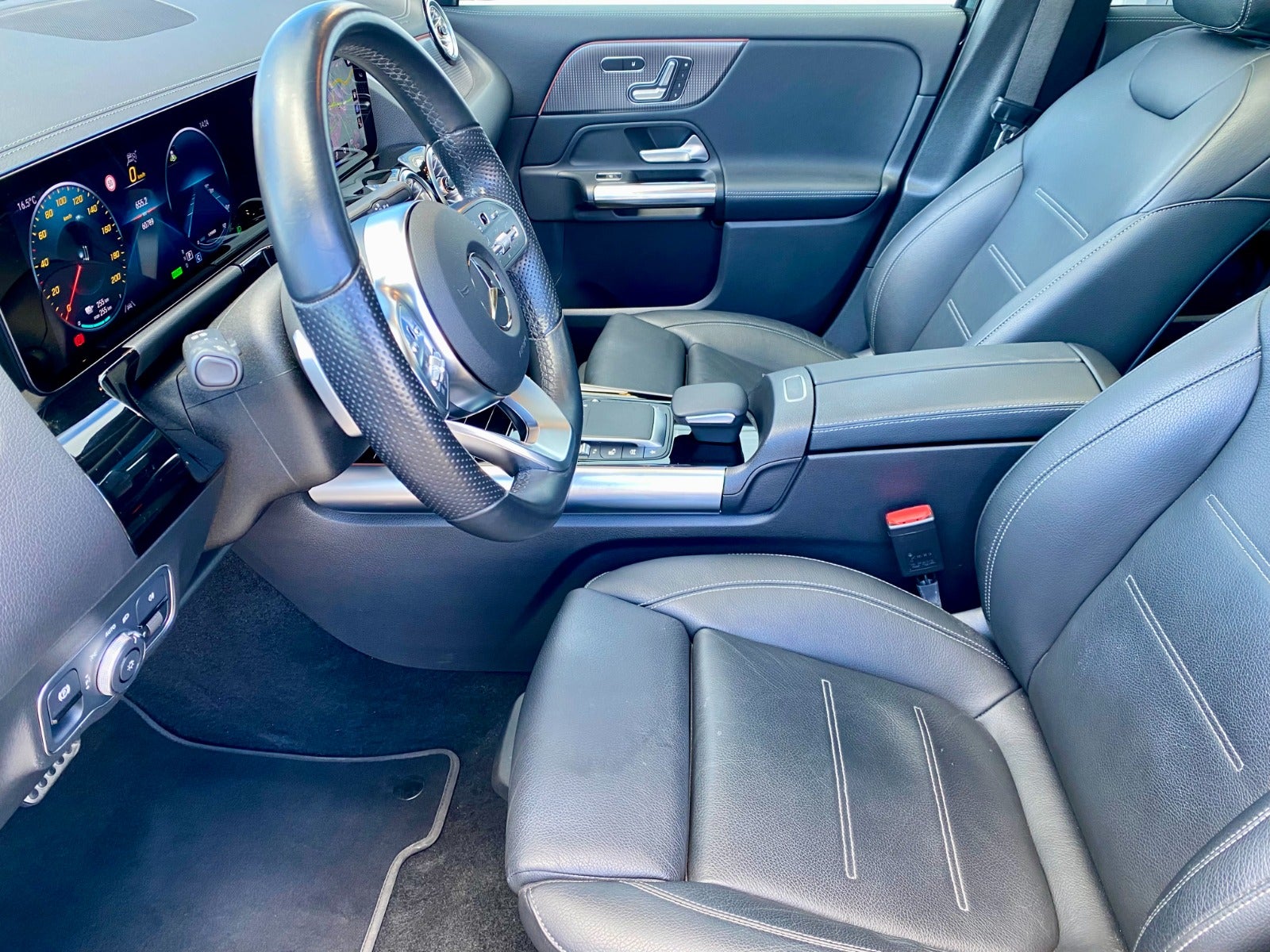 Billede af Mercedes EQA350  AMG Line 4Matic