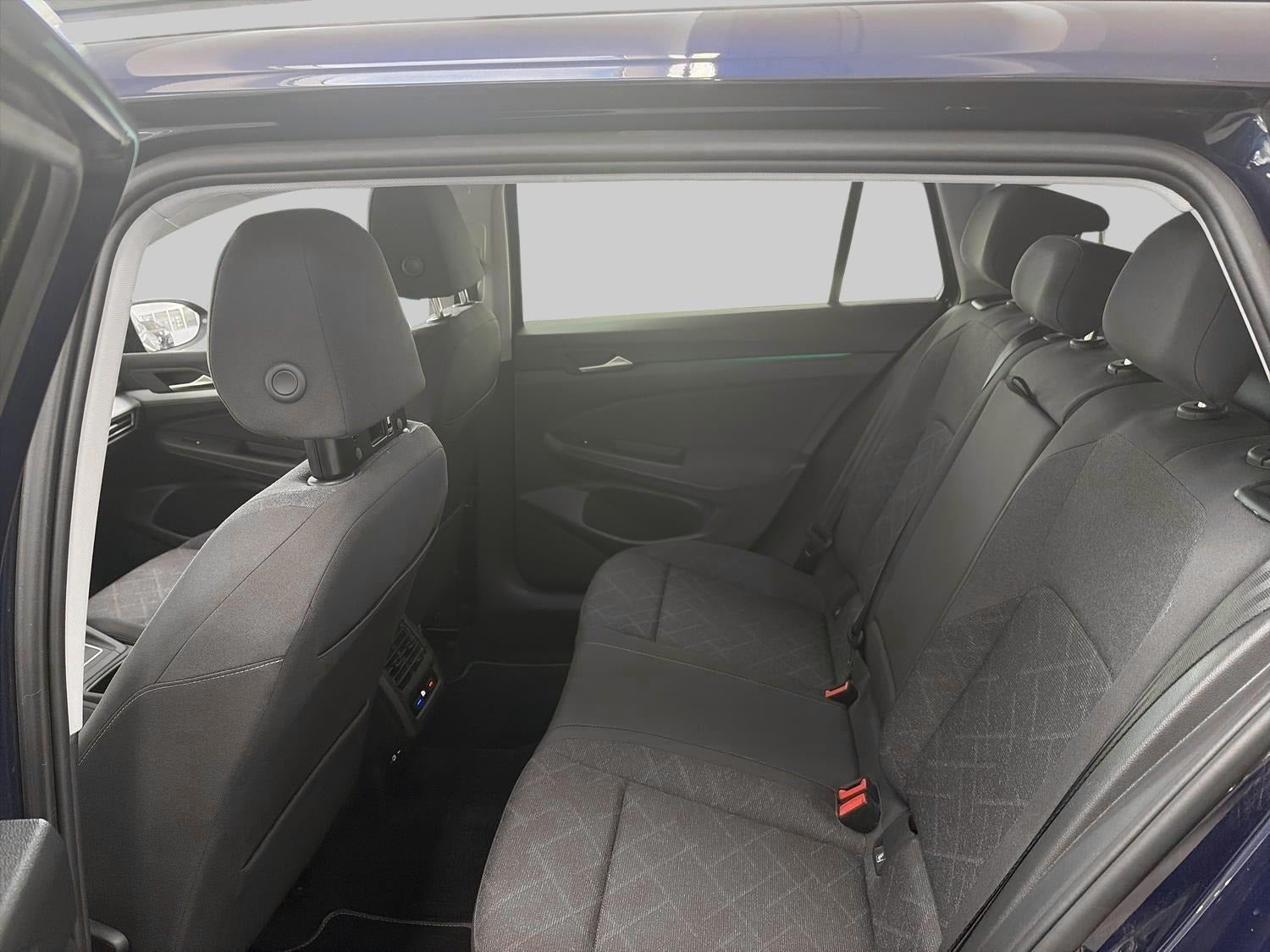 Billede af VW Golf VIII 1,5 eTSi 130 Life Variant DSG