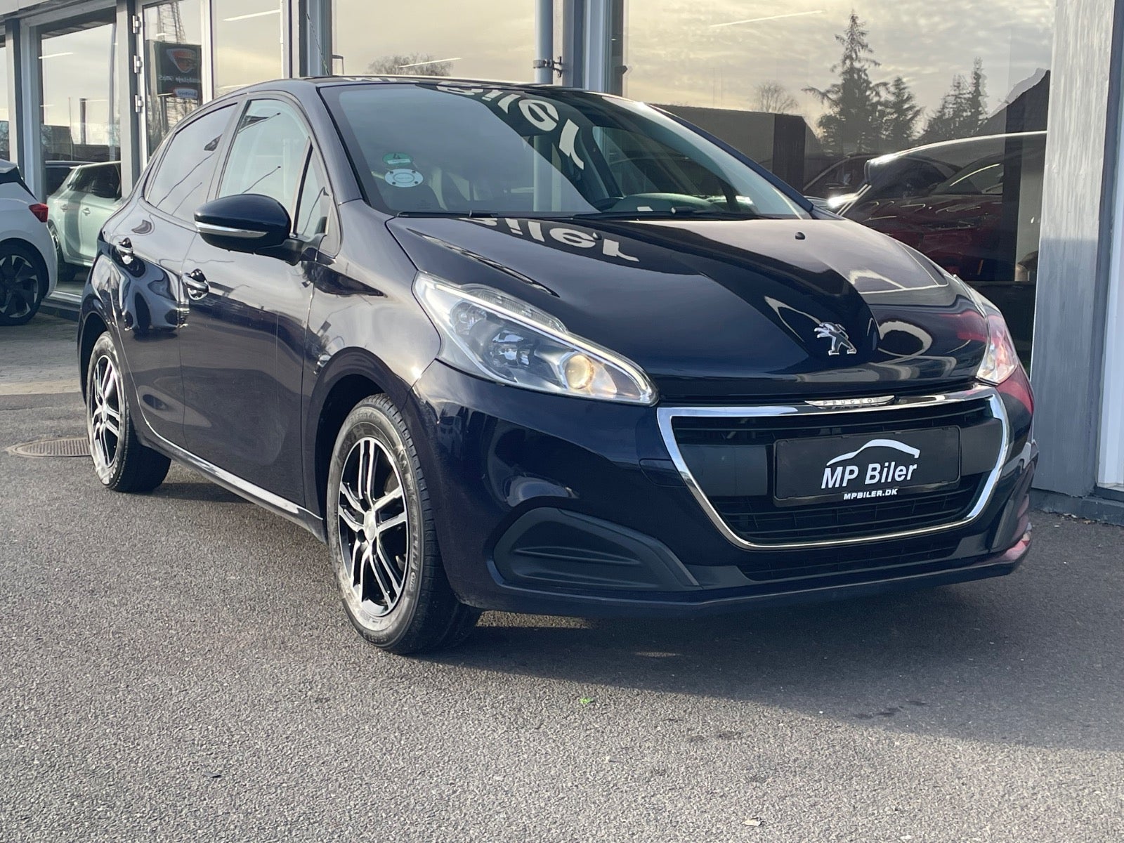 Billede af Peugeot 208 1,6 BlueHDi 100 Envy