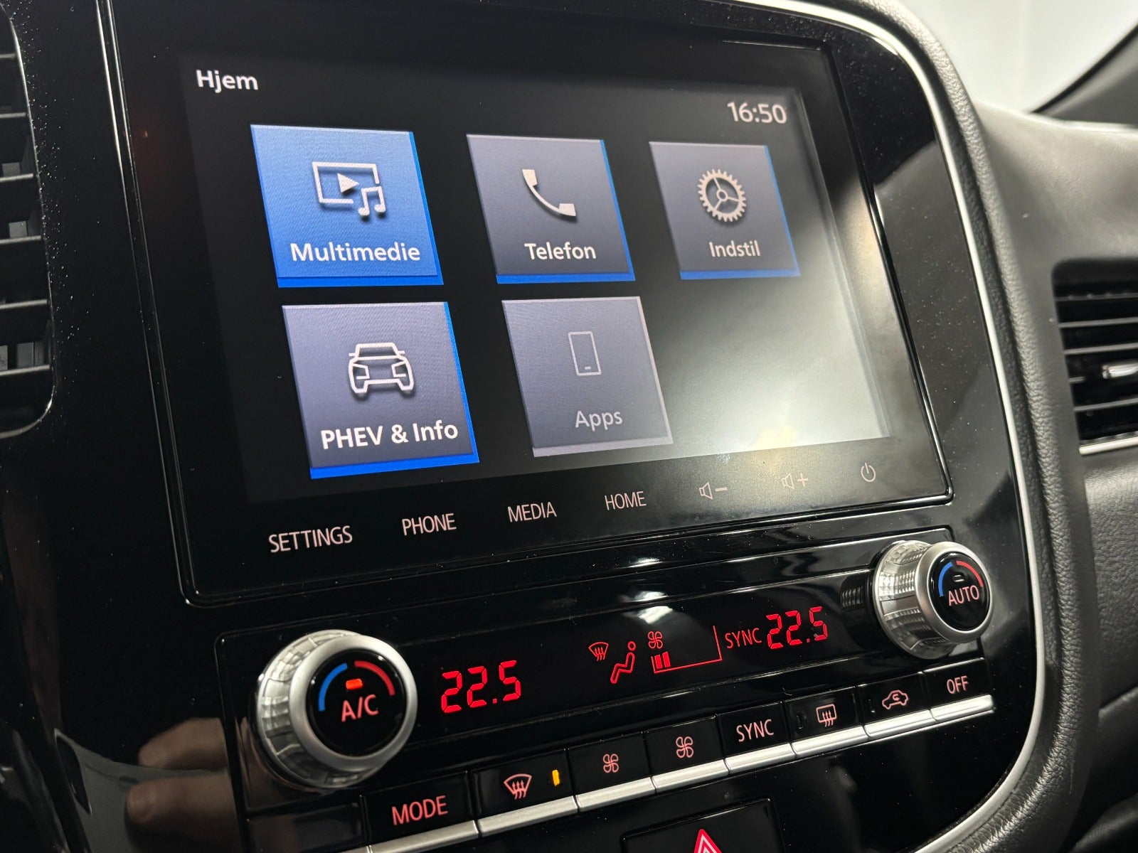 Billede af Mitsubishi Outlander 2,4 PHEV Instyle CVT 4WD