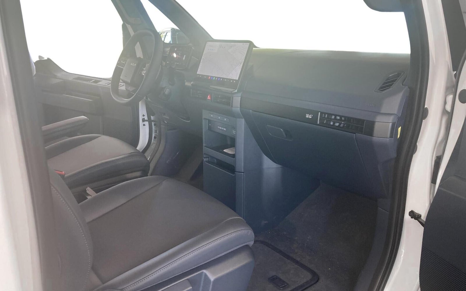 Kia PV5 Standard Range Access