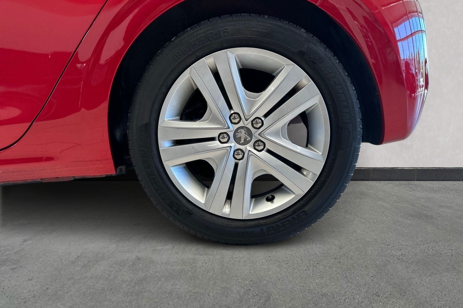 Billede af Peugeot 208 1,2 PureTech 82 Signature