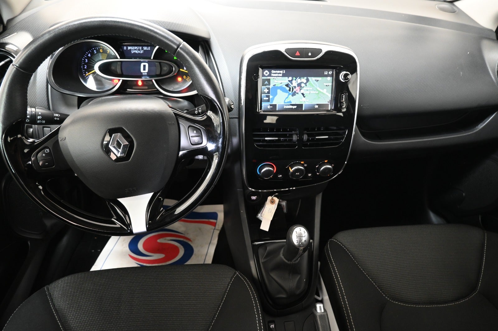 Renault Clio IV TCe 90 Expression Sport Tourer