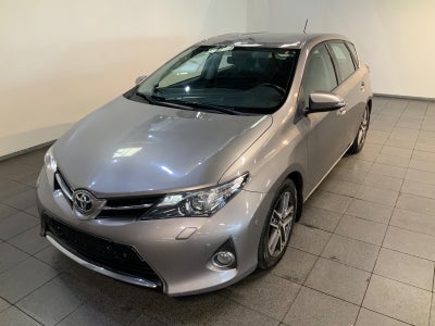 Toyota Auris 2,0 D-4D T2+ 5d