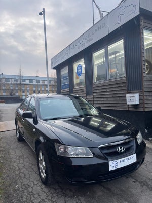Hyundai Sonata 2,0 GL 4d