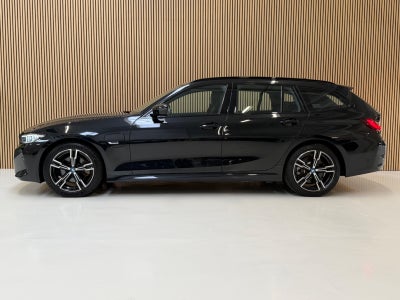 BMW 330e Touring M-Sport aut.