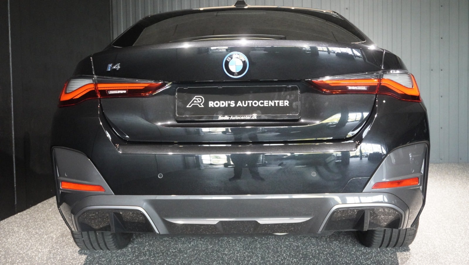 BMW i4 2023