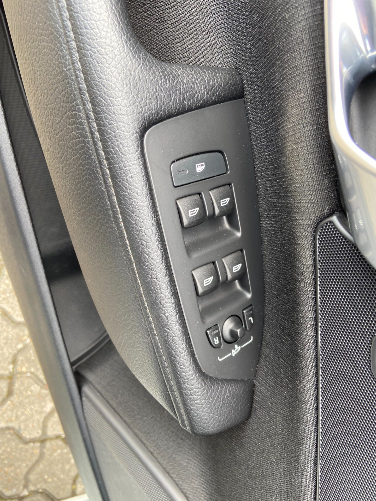 Billede af Volvo V90 2,0 D3 150 Kinetic aut.