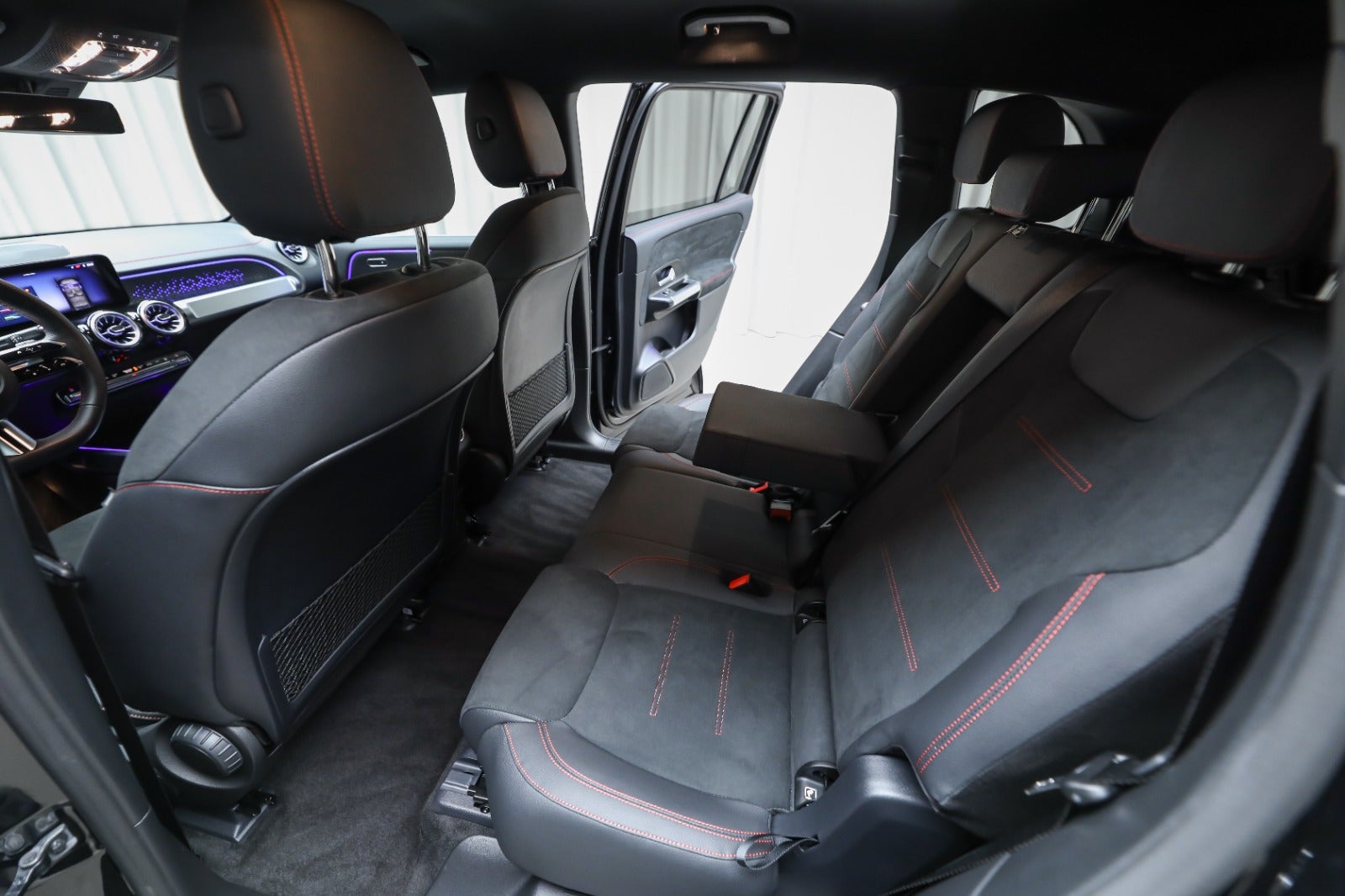 Mercedes-Benz EQB 250+ (5/8)