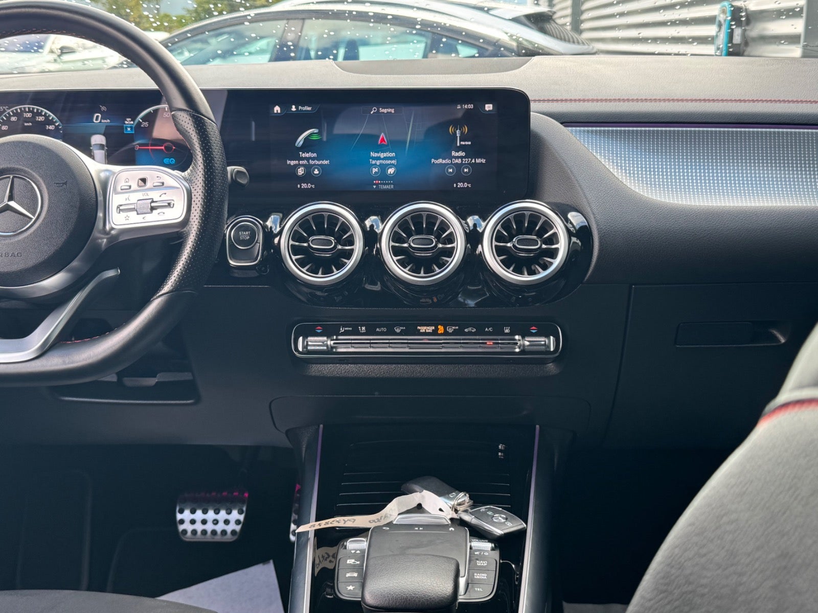 Billede af Mercedes EQA300  AMG Line 4Matic