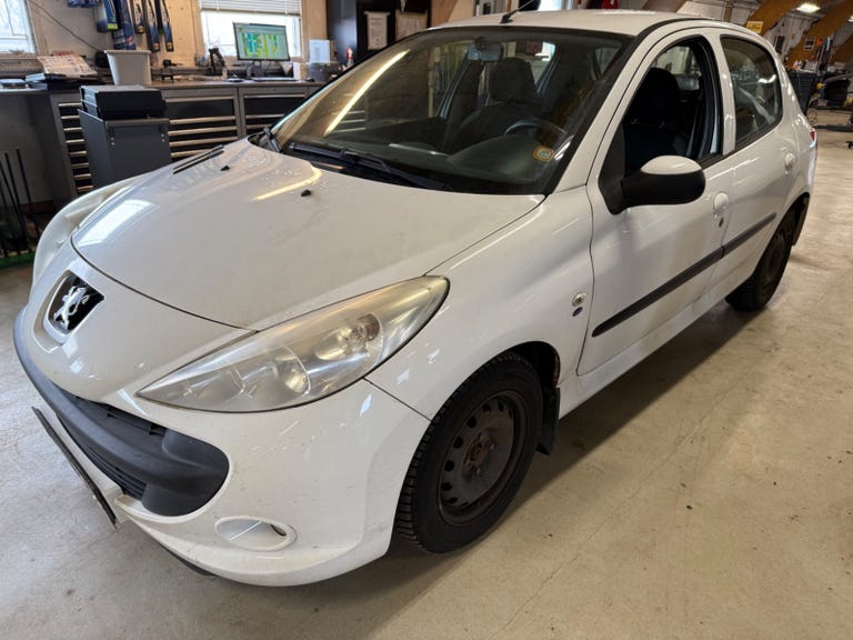 Peugeot 206+ HDi 68