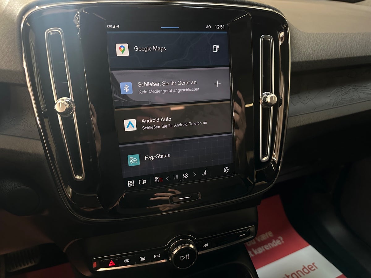 Volvo C40 P6 ReCharge Core