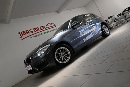 BMW 118d Connected aut.