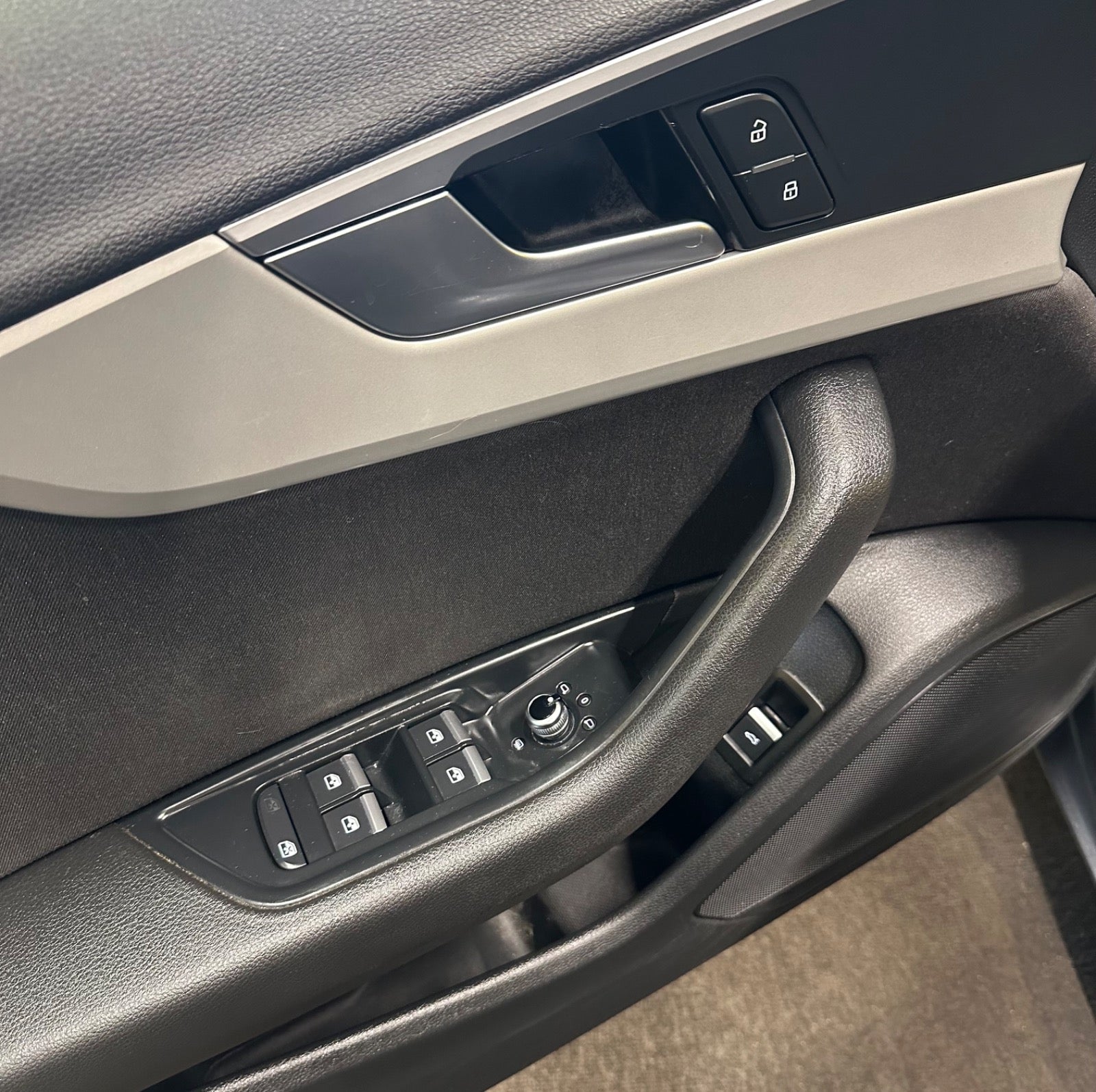 Billede af Audi A4 2,0 TFSi 190 S-tr.