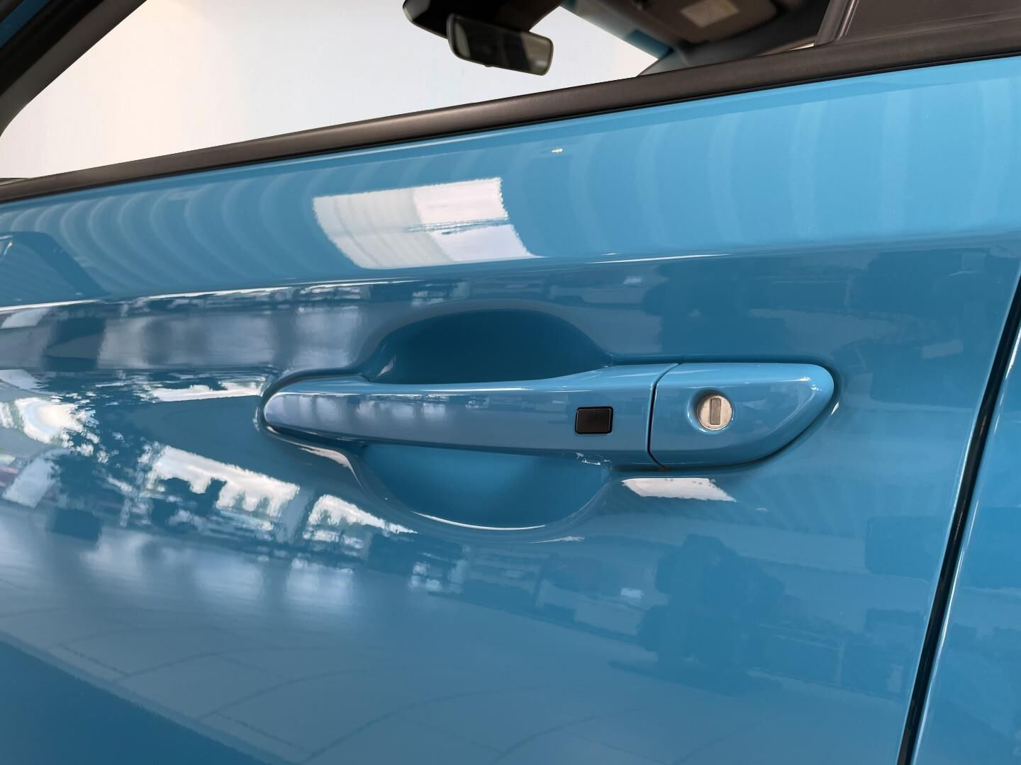 Hyundai Kona EV Essential