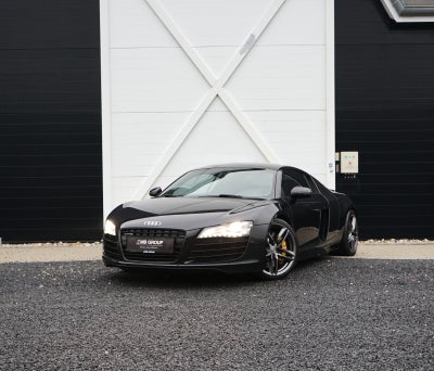 Audi R8 4,2 FSi Coupé quattro R-tr. 2d