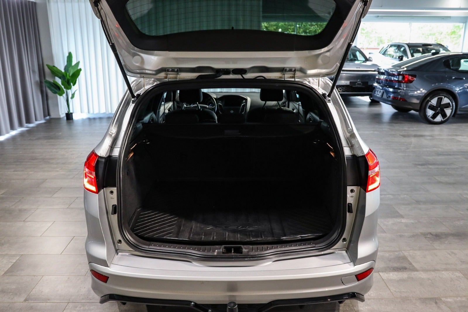 Billede af Ford Focus 1,5 TDCi 120 ST-Line stc. aut.