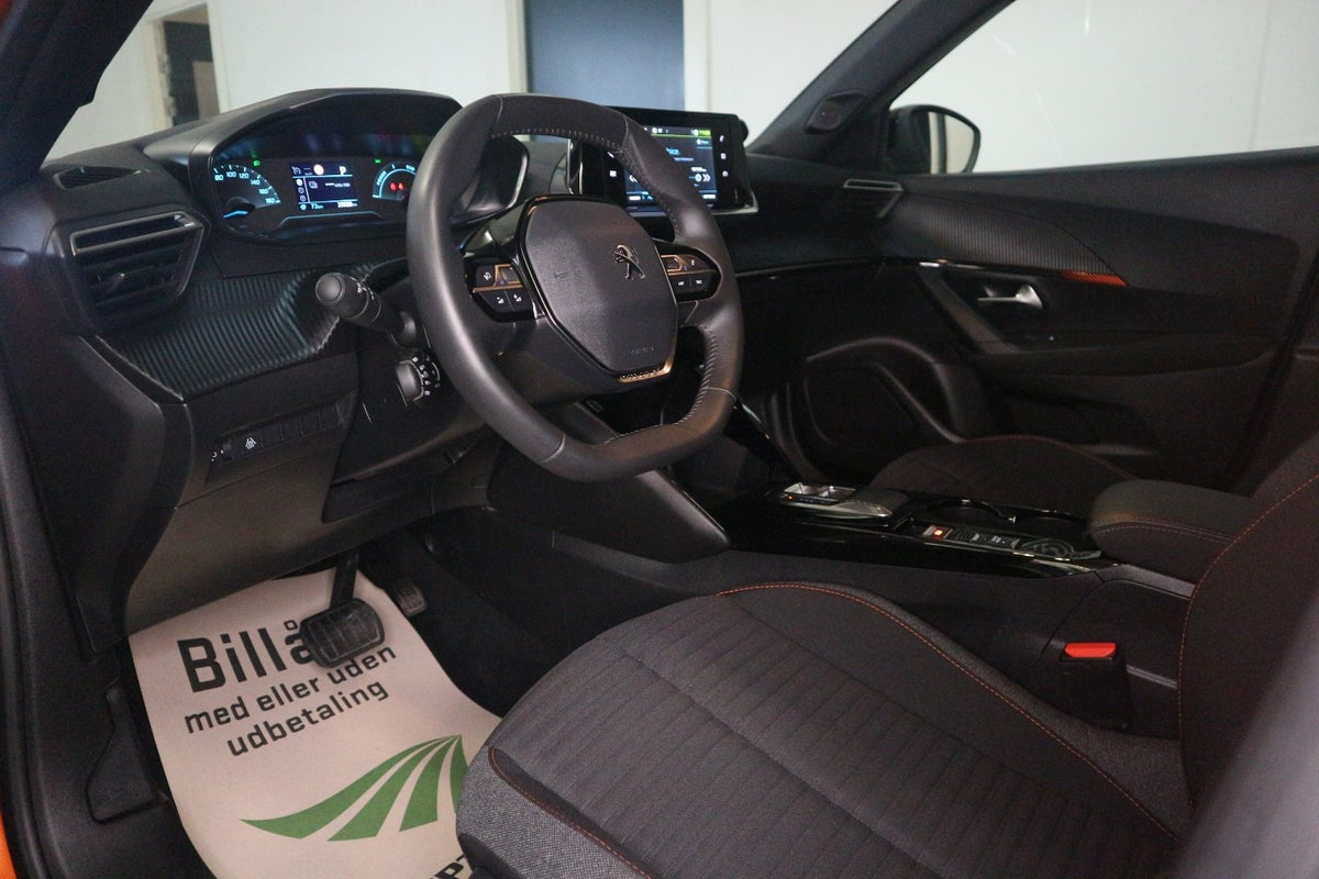 Peugeot e-2008 Active
