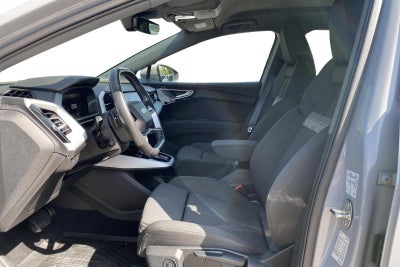 Audi Q4 e-tron Attitude