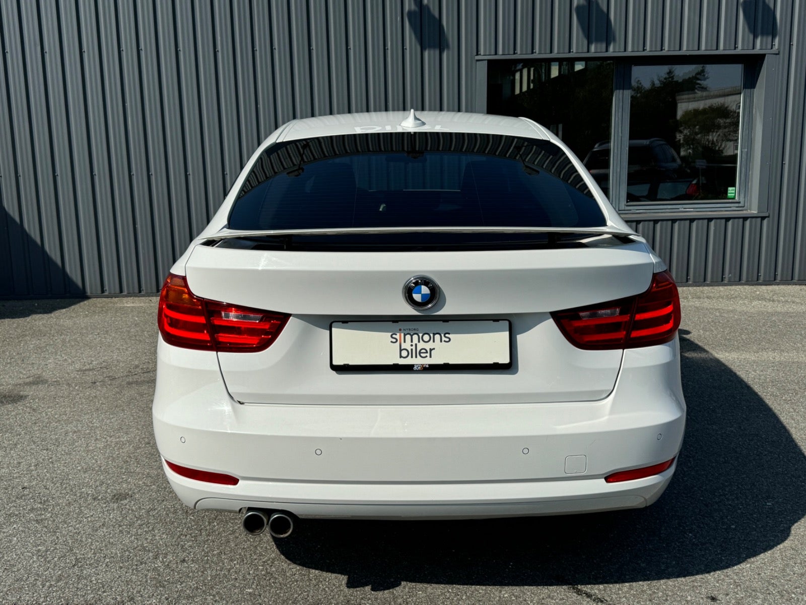 BMW 320d 2016