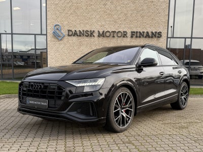 Audi Q8 50 TDi S-line quattro Tiptr. 5d
