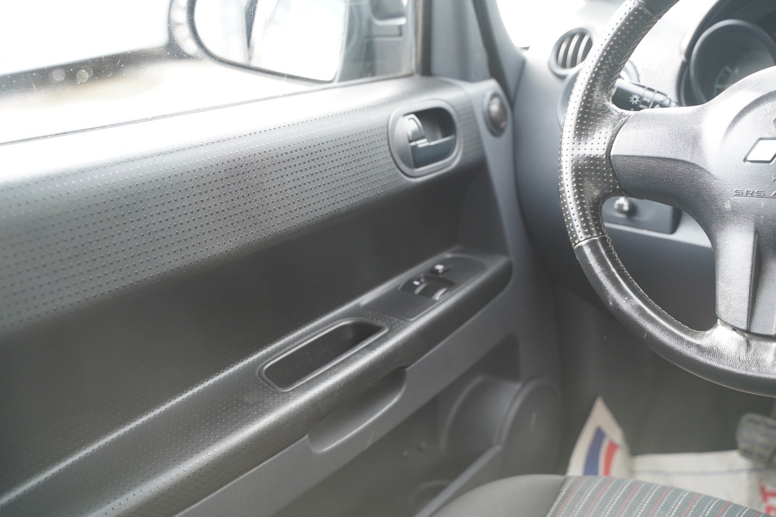 Billede af Mitsubishi Colt 1,3 Cash Coolpack