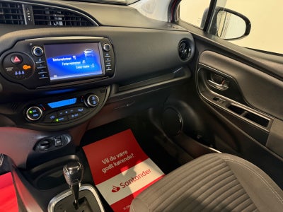 Toyota Yaris Hybrid H2 Exclusive e-CVT Van
