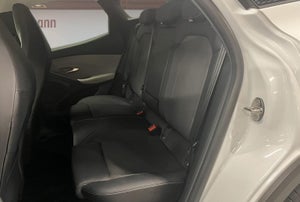 Ford Explorer Select Extended Range