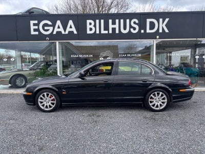 Egå Bilhus Aps - Jaguar S-Type V6 aut.