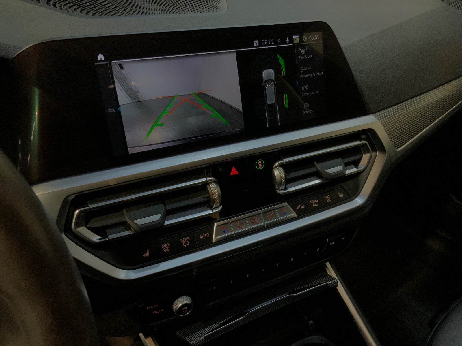 BMW 330e