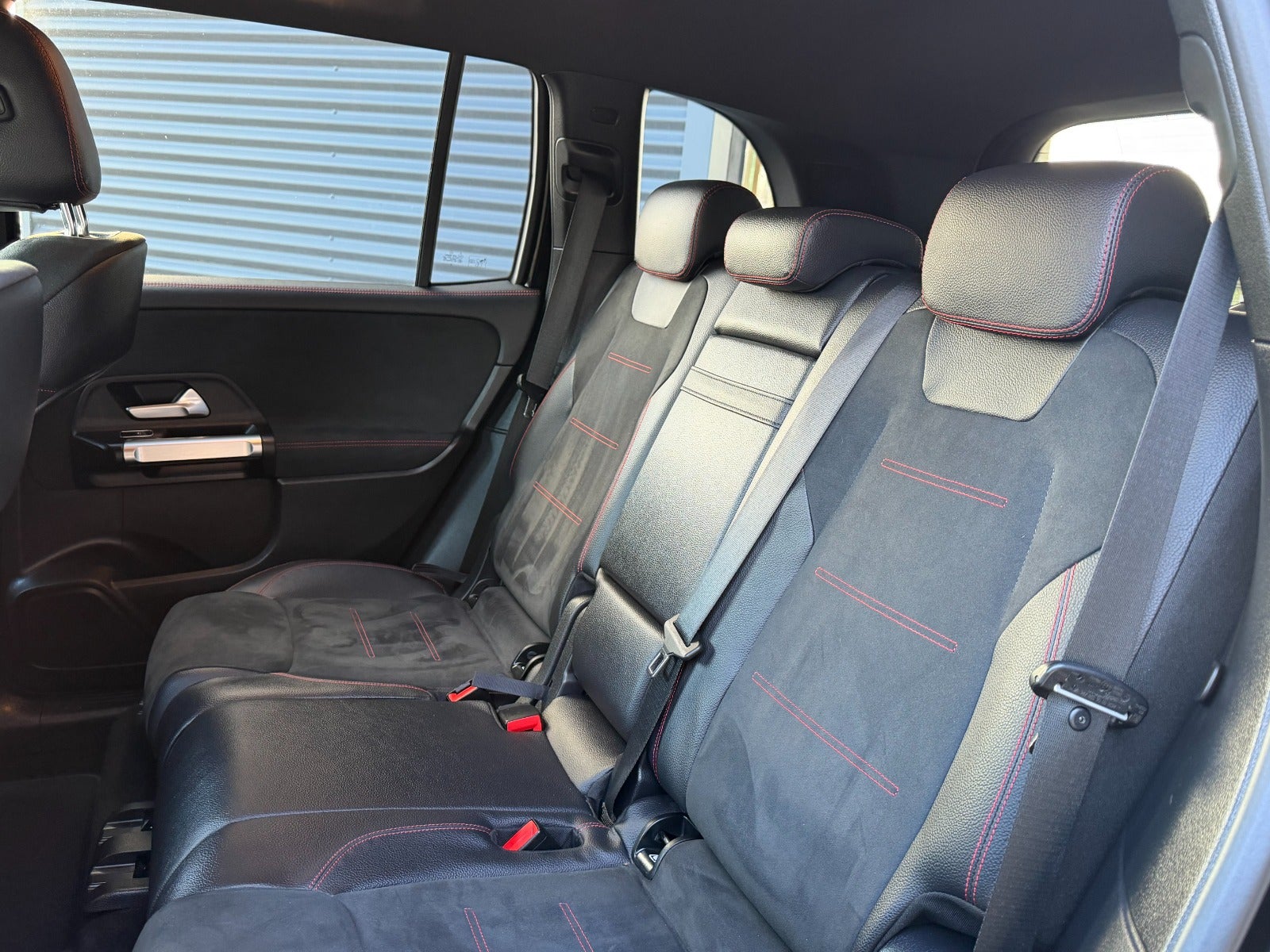 Mercedes GLB200, Billede 17