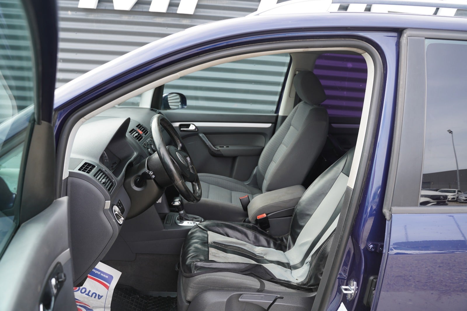 Billede af VW Touran 2,0 TDi 136 Trendline DSG Van